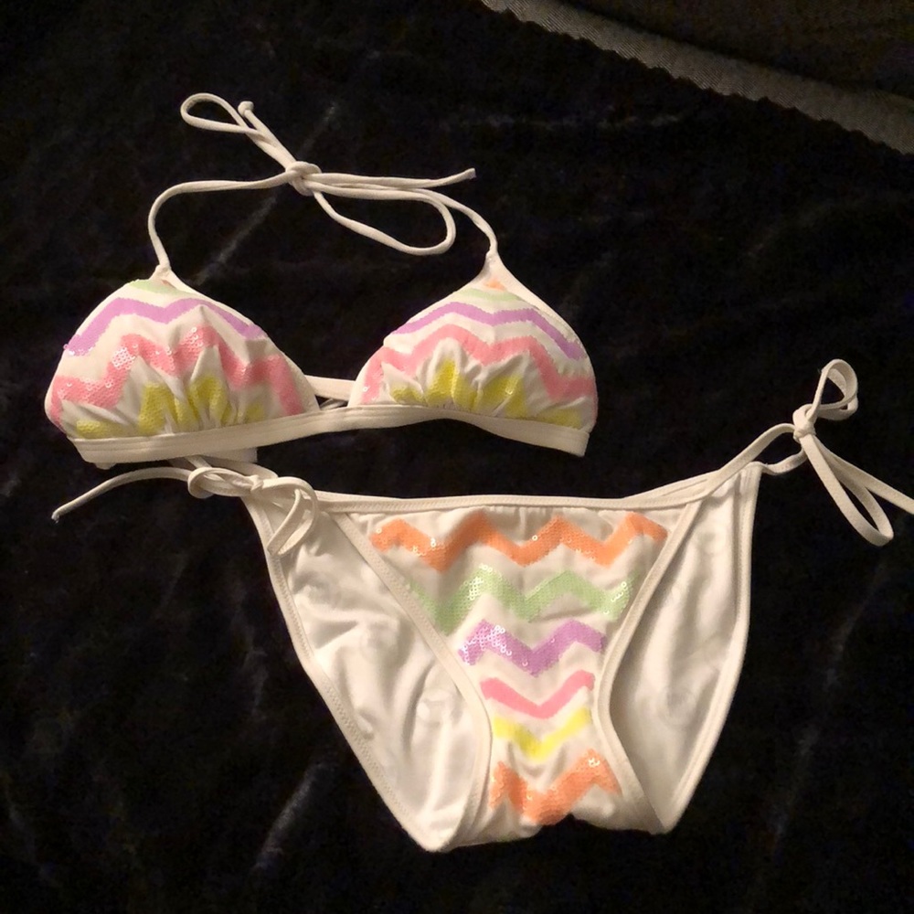 White Victoria Secret PINK Bikini - Picture 1 of 7